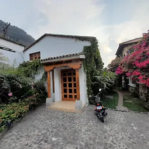  Bed & Breakfast Casa Buho