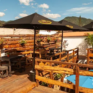 Gasthof Kamazoztz And Travel, Antigua